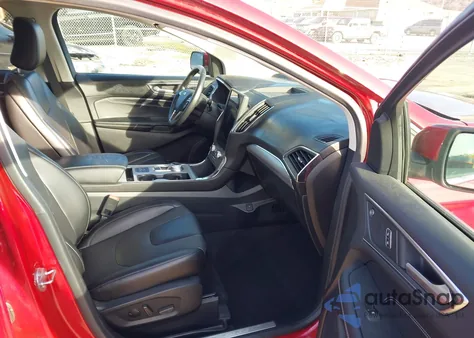 2021 Ford Edge Titanium z USA, uszkodzony, nr VIN 2FMPK4K92MBA08967